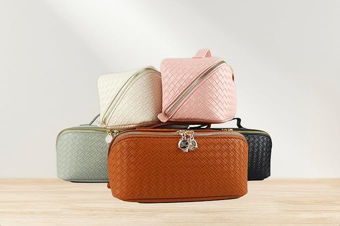 Large Capacity Travel Makeup Bag Organizer Makeup bag Set – Includes Transparent Pouch & Dust Bag PU Leather Cosmetic Bag Toiletry Bag for Women With Dividers, Handle Portable Design (Pink)