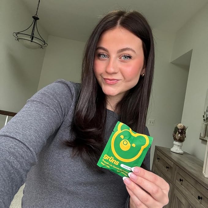 Gruns Sugar-Free Super Greens Gummies, Multivitamin Superfood Gummy Bears, Spirulina, Chlorella, Prebiotics & Fiber gummies for Digestive Health, Adaptogens Supplement, 20 Vitamins & Minerals, 10 pack