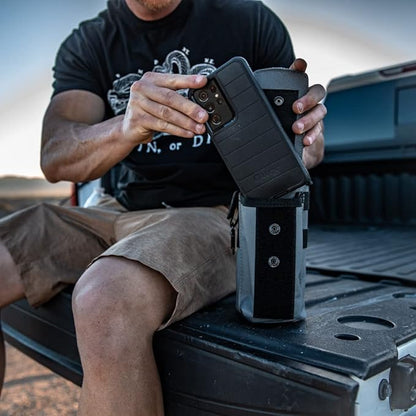 Iron Infidel Battle Bottle - 32 Oz Insulated Water Bottle with Straw Lid & Chug Cap, Stainless Steel Metal Tactical Flask with Rugged, Removable Sleeve for Keys & Phone or Wallet (Betsy Ross 1 Liter)