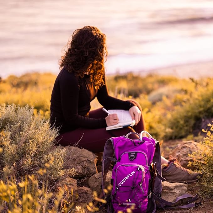 Everfun Hydration Backpack 18L with Water Bladder 2L/3L Hiking Water Backpack Women Men Hydration Pack Insulated Lightweight Day Hydropack with Storage for Hiking, Biking, Running, Festival