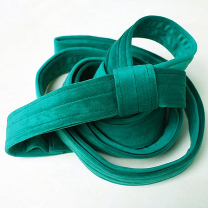 8.2ft 2.5m Aerial Straps Ropes Yoga Aerial Acrobatics Body Aerial Loop Trapeze Circus Apparatuses Equipment Three-Layer Straps 1 pairs