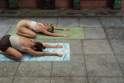 YOGA DESIGN LAB | The Combo Yoga Mat | 2-in-1 Mat+Towel | Eco Luxury | Ideal for Hot Yoga, Power, Bikram, Ashtanga, Sweat | Studio Quality | Includes Carrying Strap!