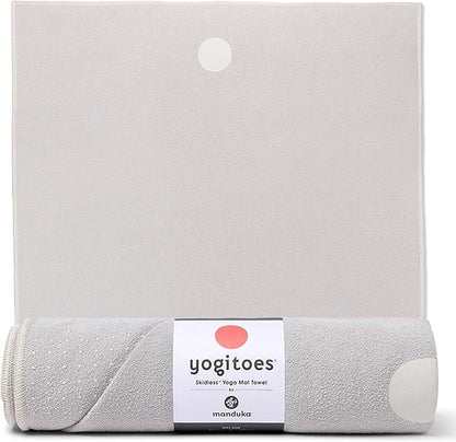 Manduka Yogitoes Yoga Towel – Rubber Grip Dots Non-Slip Bottom, Quick Dry Fitness Towel for Hot Yoga, Pilates, Exercise