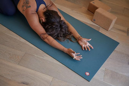 Manduka PRO Yoga Mat - 6mm | Lifetime Durability | Hygienic Construction | Premium Studio Quality | Teacher Approved