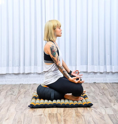 Leewadee Meditation Cushion Set – 1 Round Zafu Meditation Pillow and 1 Square Roll-Up Zabuton Meditation Mat, Pillows Bundle Filled with Kapok