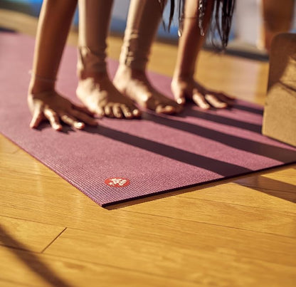 Manduka PRO Yoga Mat - 6mm | Lifetime Durability | Hygienic Construction | Premium Studio Quality | Teacher Approved