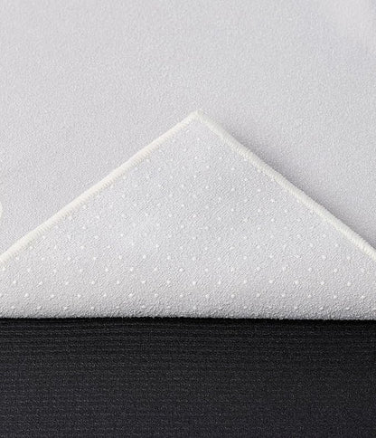 Manduka Yogitoes Yoga Towel – Rubber Grip Dots Non-Slip Bottom, Quick Dry Fitness Towel for Hot Yoga, Pilates, Exercise