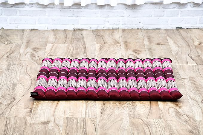 Leewadee Zabuton Seating Cushion – Square Floor Seat for Meditation Exercises, Light Yoga Mat Filled with Kapok