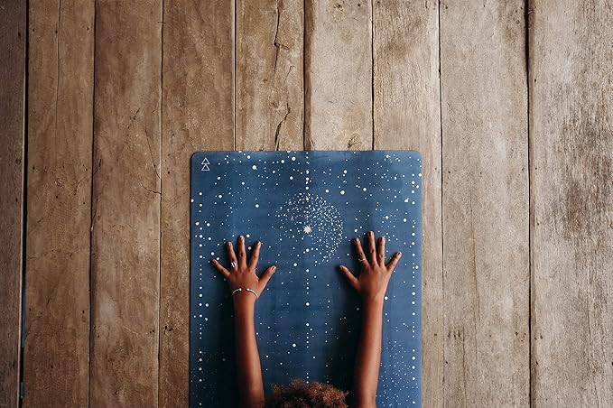 YOGA DESIGN LAB | The Combo Yoga Mat | 2-in-1 Mat+Towel | Eco Luxury | Ideal for Hot Yoga, Power, Bikram, Ashtanga, Sweat | Studio Quality | Includes Carrying Strap!