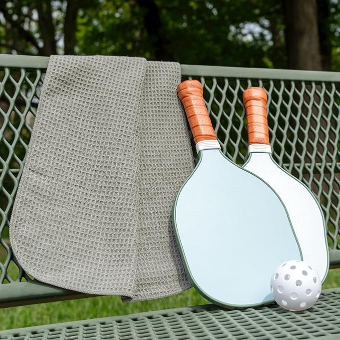 S&T INC. Microfiber Gym Towels, Yoga Towel for Home and Gym Bag, 16 Inch x 27 Inch, 6 Pack