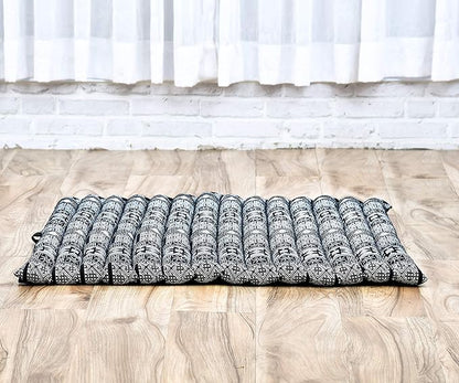 Leewadee Zabuton Seating Cushion – Square Floor Seat for Meditation Exercises, Light Yoga Mat Filled with Kapok